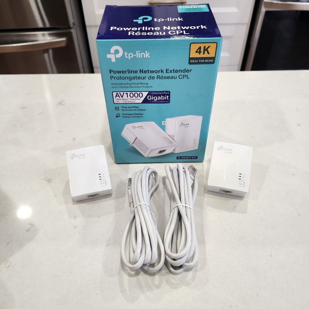 TP-Link AV1000 Gigabit Powerline Starter Kit TL-PA7017 Network Extender